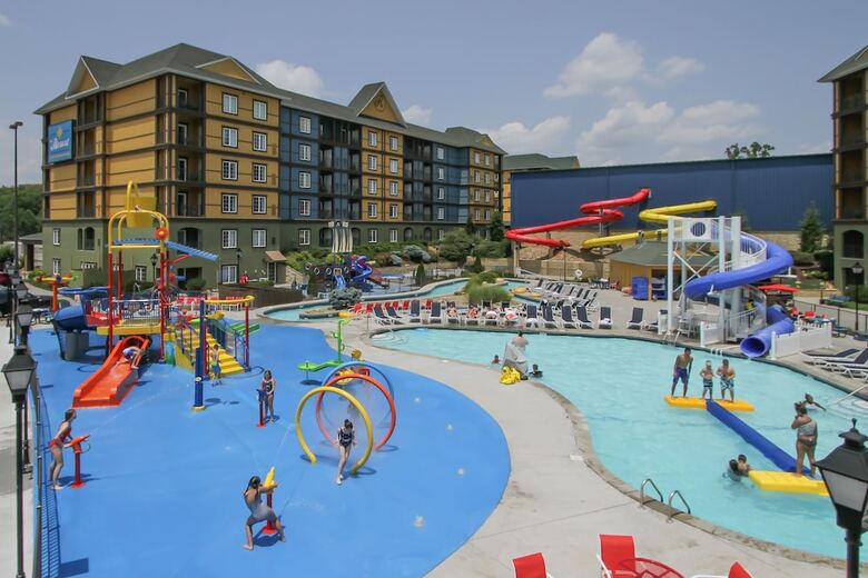Hotel Resort At Governor's Crossing
