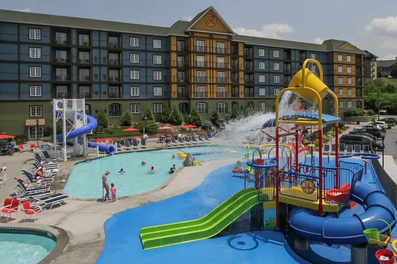 Hotel Resort At Governor's Crossing