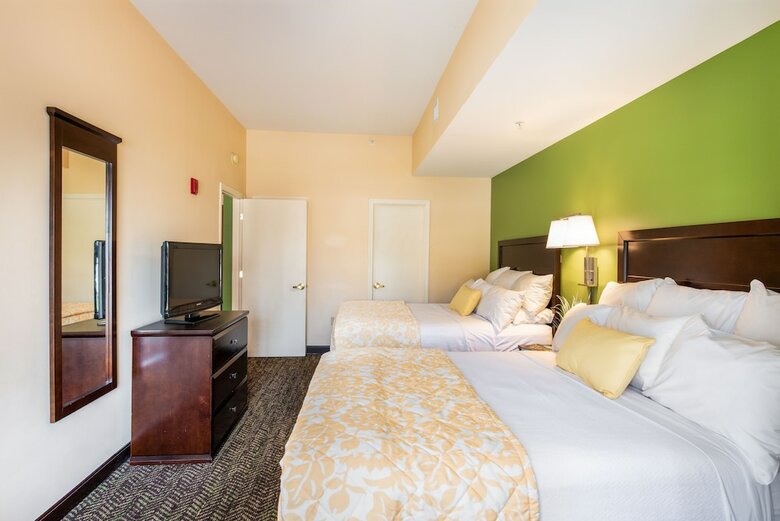 Hotel Resort At Governor's Crossing