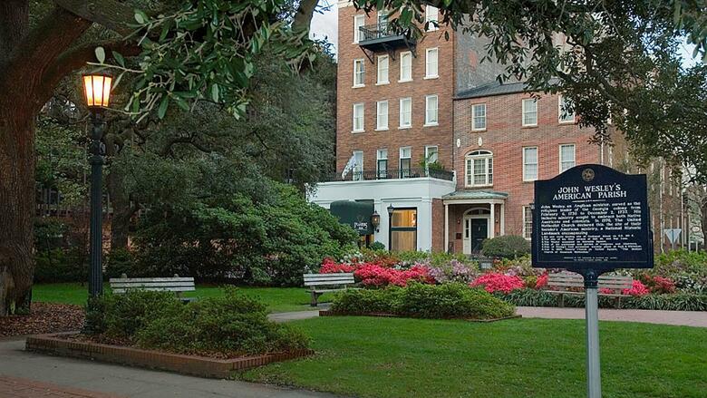 Hotel Planters Inn