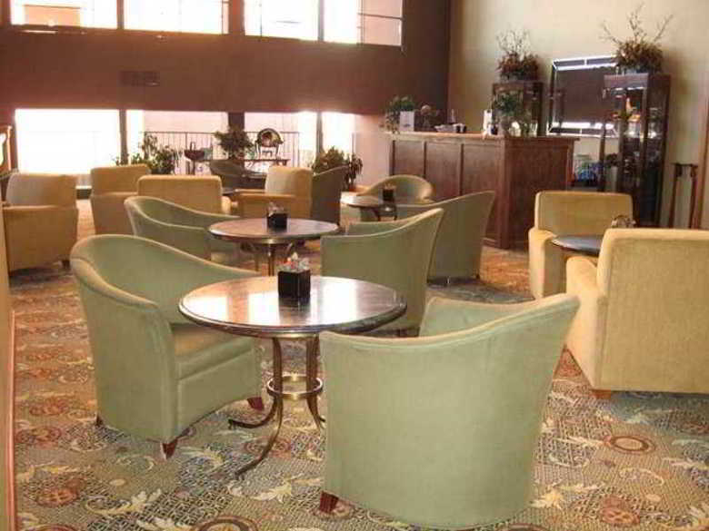Hotel Embassy Suites Winston - Salem