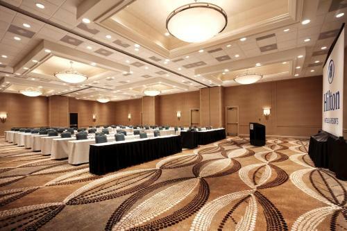 Hotel Hilton Durham Near Duke University
