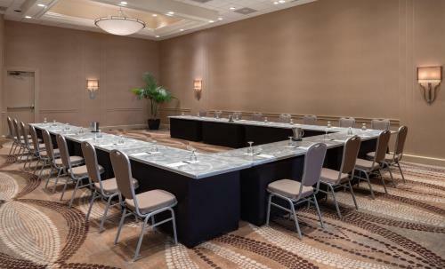 Hotel Hilton Durham Near Duke University