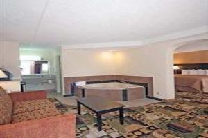 Hotel Quality Inn & Suites