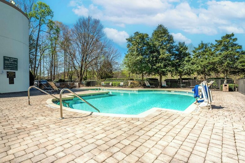 Hotel Doubletree By Hilton South Charlotte Tyvola