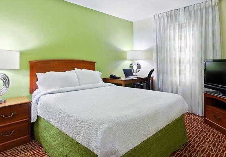 Hotel Towneplace Suites By Marriott Charlotte Arrowood