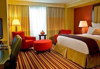 *renaissance Charlotte Southpark Hotel*