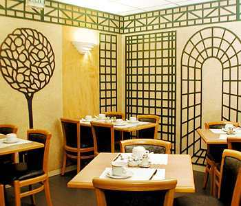 Hotel Trinite Plaza