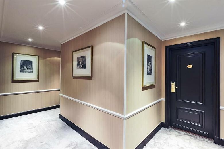 Hotel Washington Opera