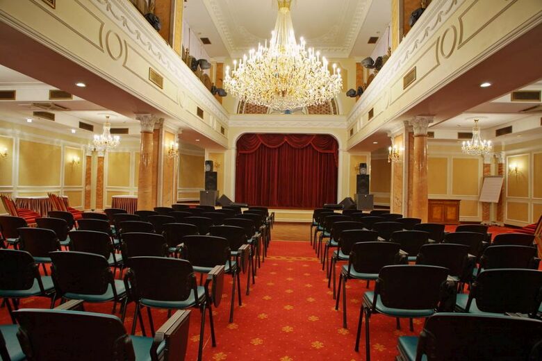 Grand Hotel Emerald