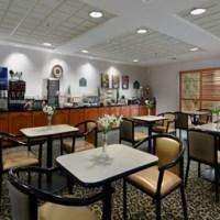 Hotel Wingate By Wyndham Auburn Hills