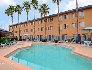 Days Hotel Mesa Country Club