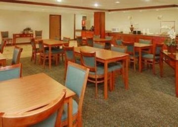 Hotel Quality Inn & Suites