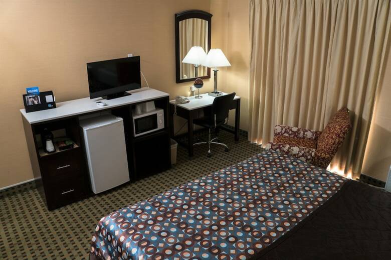 Hotel California Inn
