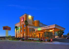 Hotel Comfort Suites