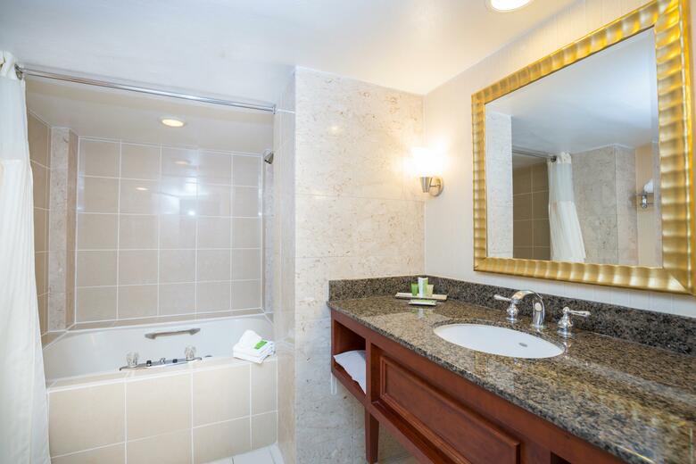 Hotel Hilton Ontario Airport