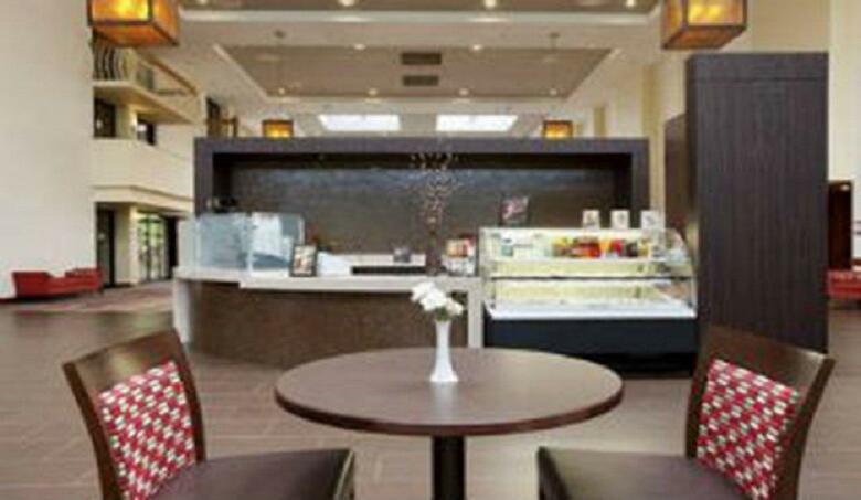 Hotel Hilton Ontario Airport