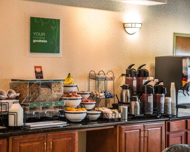 Hotel Quality Inn & Suites