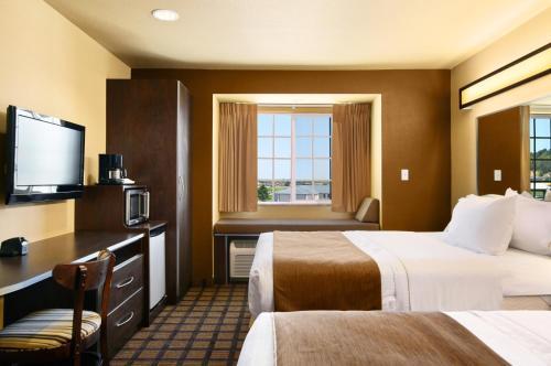 Hotel Microtel Inns & Suites