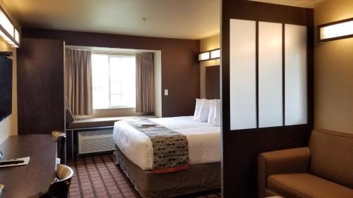 Hotel Microtel Inns & Suites