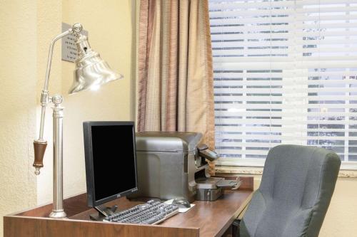 Hotel Microtel Inns & Suites