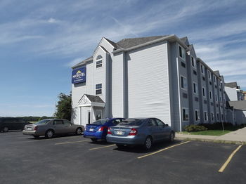 Hotel Microtel Inn & Suites