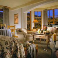 Hotel Pines Lodge Rock Resorts
