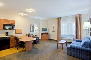 Hotel Candlewood Suites