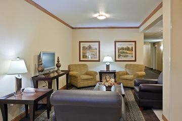 Hotel Candlewood Suites