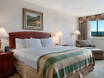 Hotel Hilton Concord