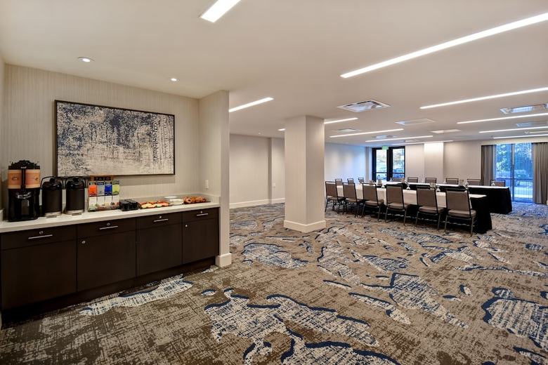 Hotel Embassy Suites Raleigh - Durham/research Triangle