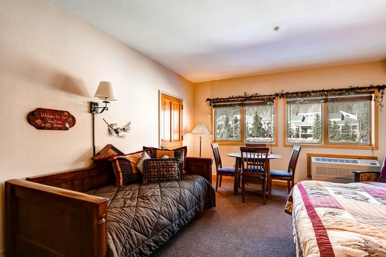 Hotel Gateway Mountain Lodge