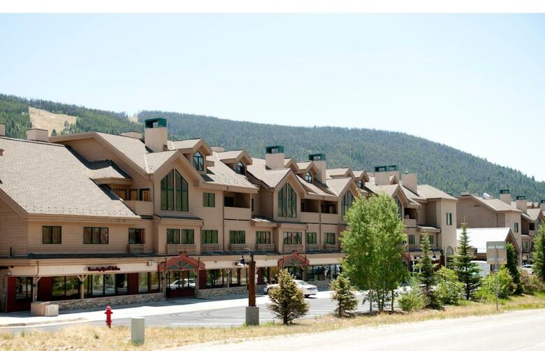 Hotel Gateway Mountain Lodge