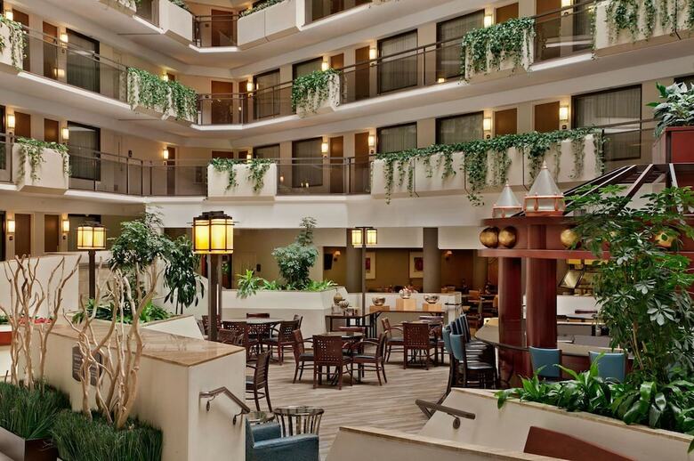 Hotel Embassy Suites Kansas City - Overland Park