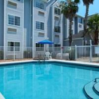 Hotel Microtel Inn & Suites