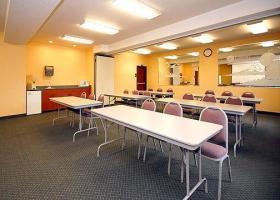 Hotel Comfort Inn & Suites