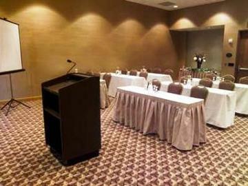 Doubletree Hotel Bay City - Riverfront
