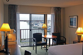 Hotel *red Lion Inn Astoria*