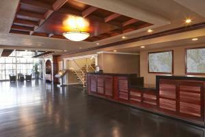 Hotel Doubletree By Hilton Berkeley - Marina
