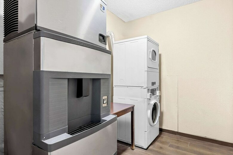 Hotel Quality Inn & Suites