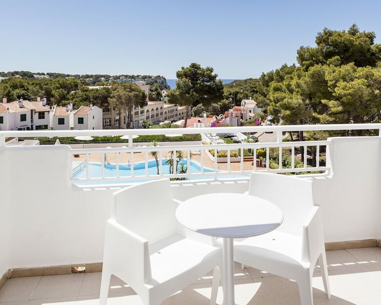 Apartamentos Ilunion Menorca