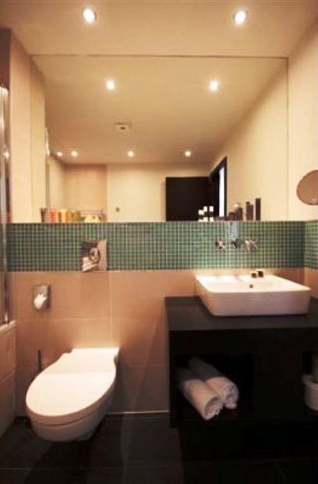 Hotel Red&blue Design