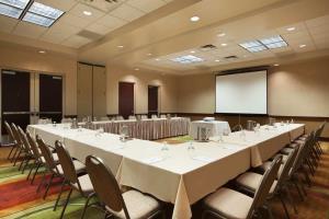 Hotel Embassy Suites Phoenix - Scottsdale