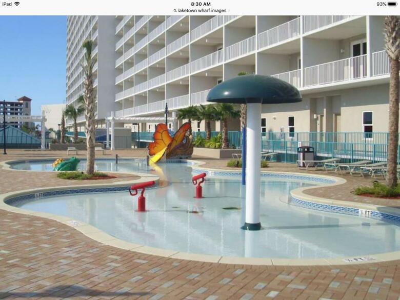 Hotel Laketown Wharf