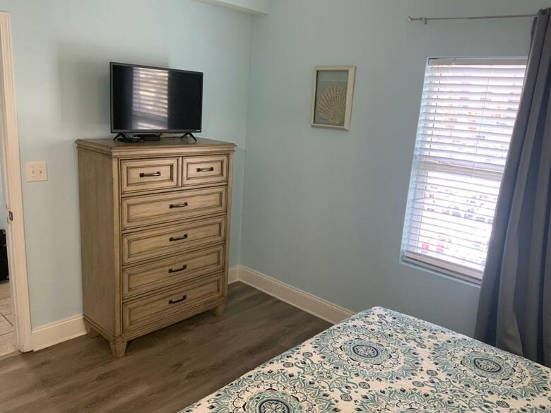 Hotel Laketown Wharf