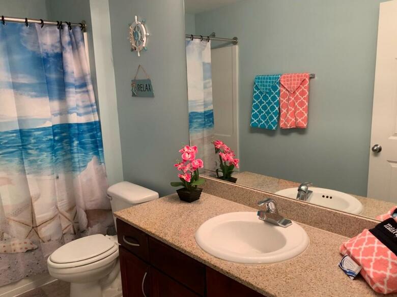 Hotel Laketown Wharf