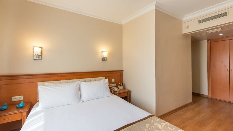 Prestige Hotel