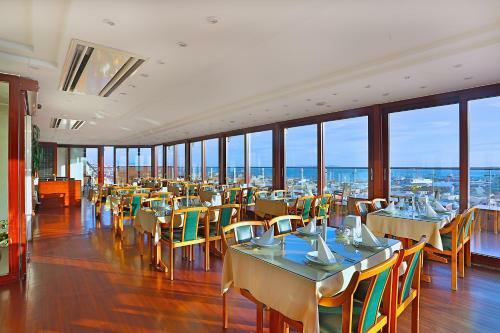 Grand Madrid Hotel