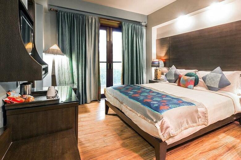 Hotel Justa The Residence Gurgaon