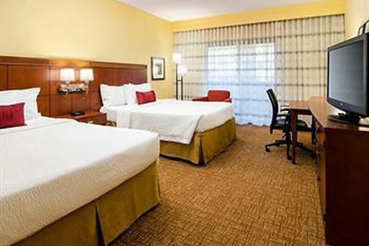 Hotel Courtyard Charlotte Arrowood